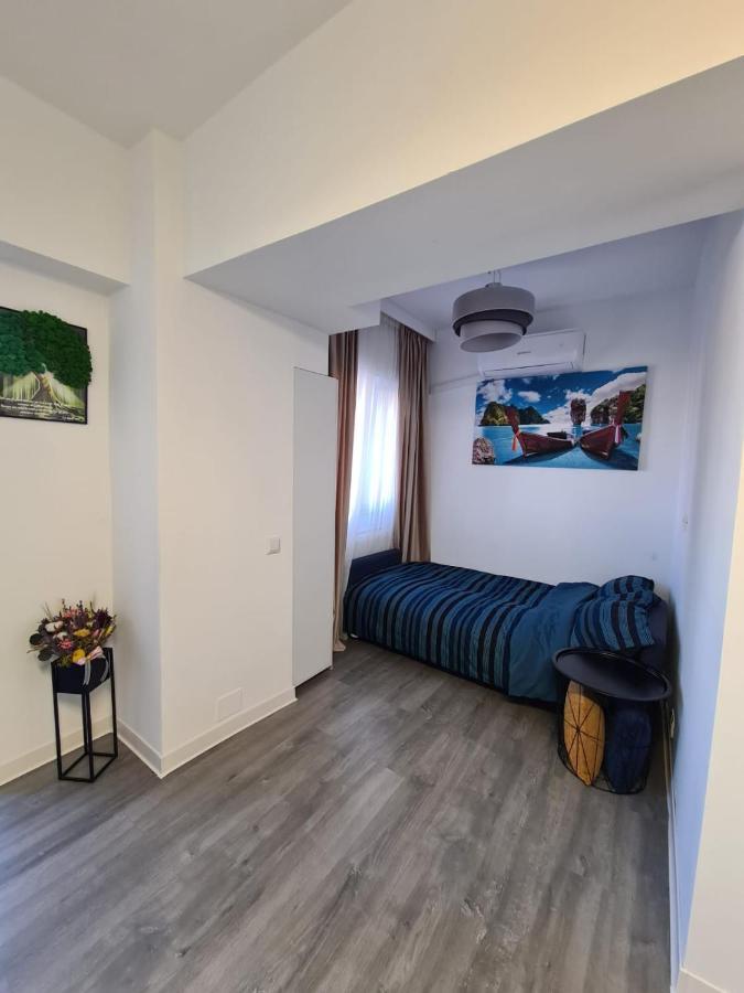 Central Apartment Zsilvásárhely Kültér fotó