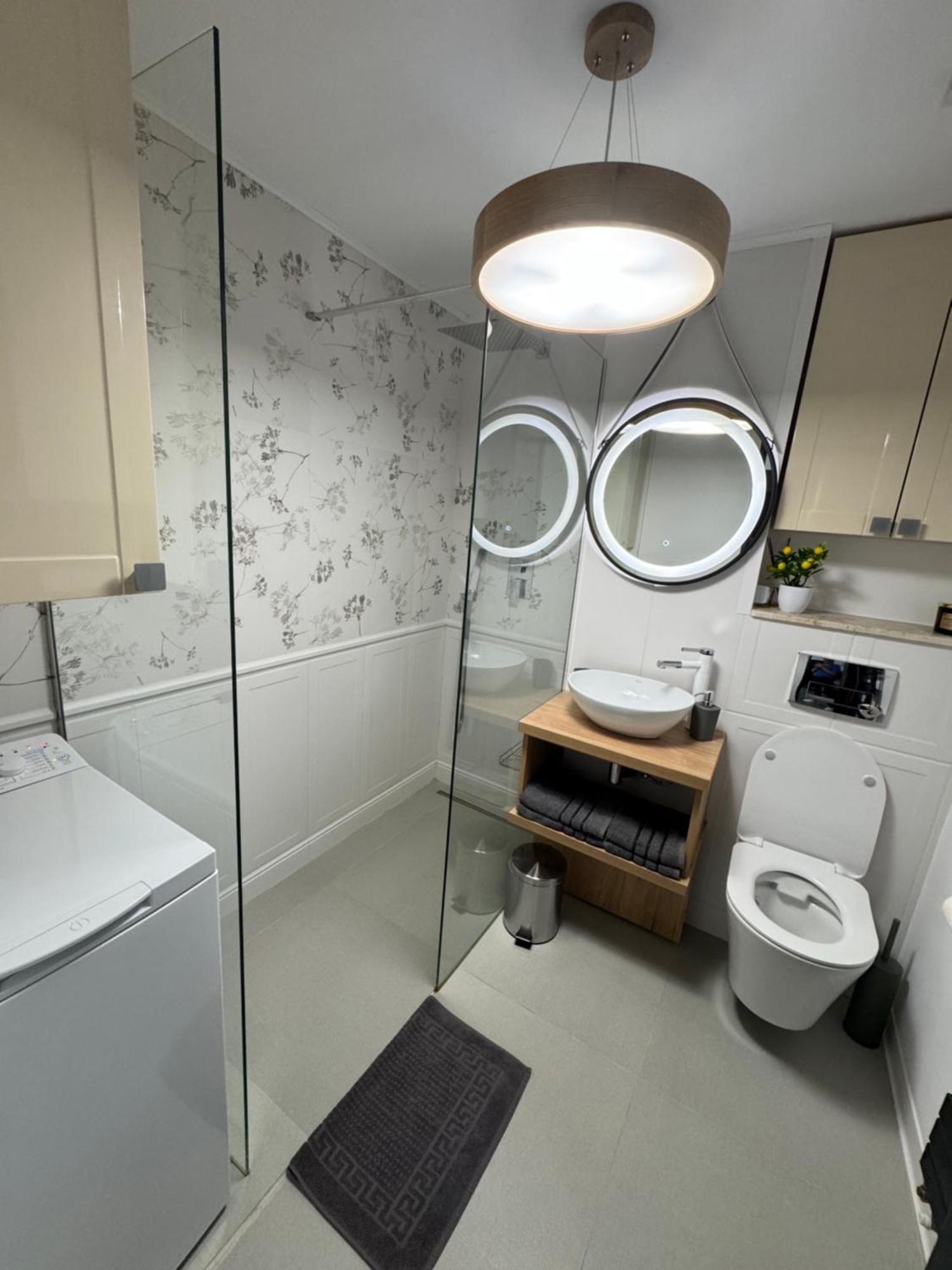Central Apartment Zsilvásárhely Kültér fotó