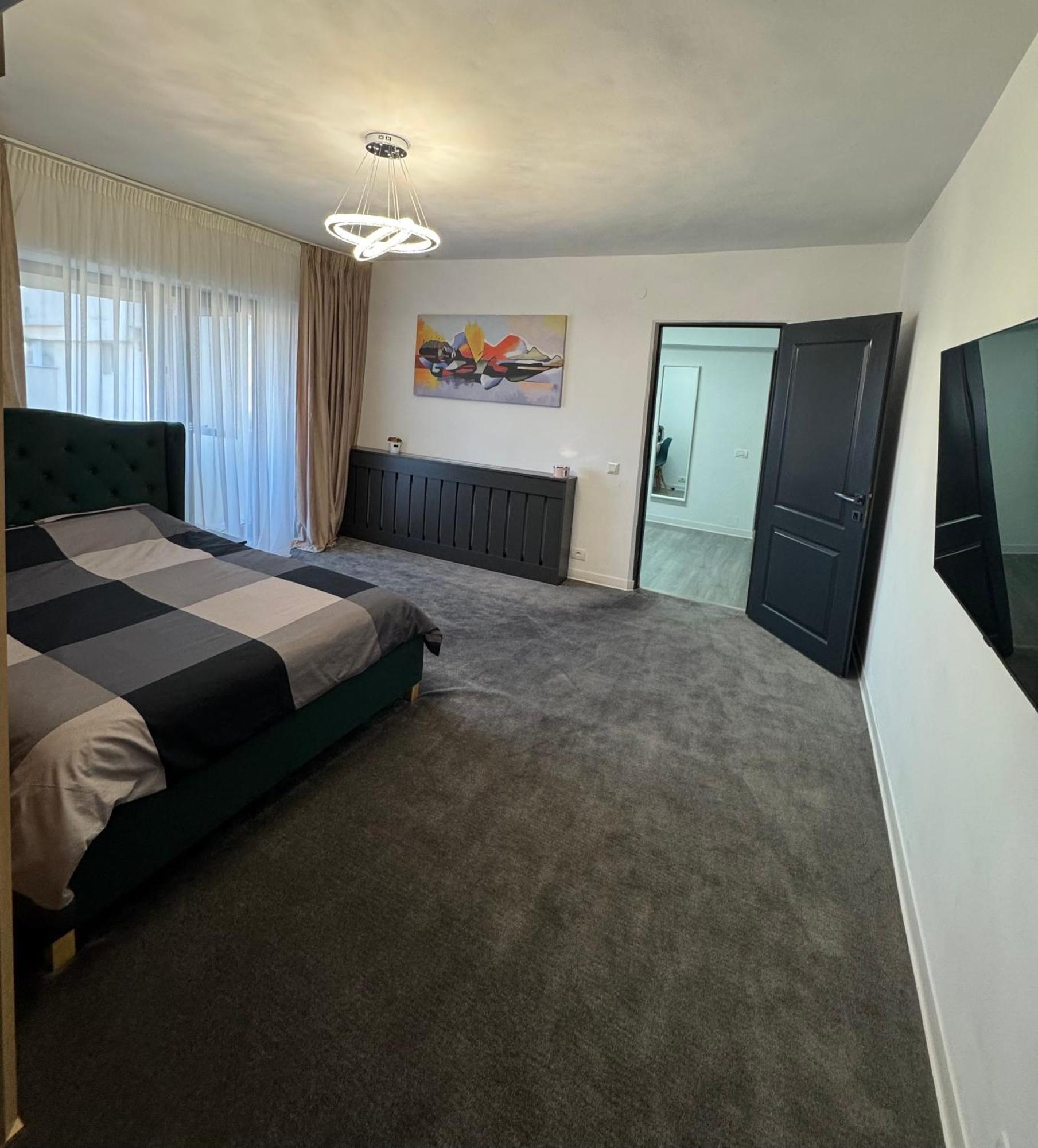 Central Apartment Zsilvásárhely Kültér fotó